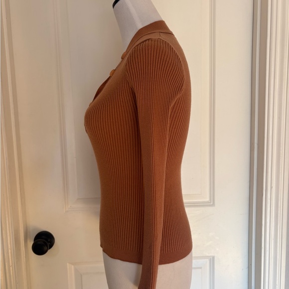 Women's Ribbed Button-Up Sweater - Picture 2 of 5